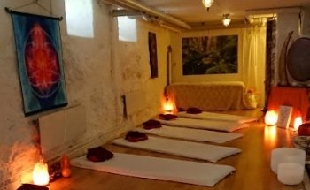Annika Wallins Yoga/Flora yogastudio