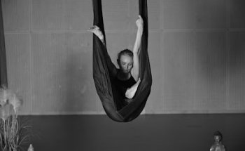 Aerial & Chair Yoga Göteborg Göteborg