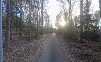 Baksidan elljusspåret Runby
