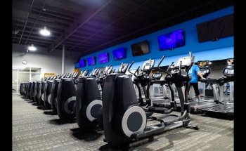 Genesis Health Clubs - Merle Hay