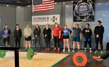Mangold Weightlifting