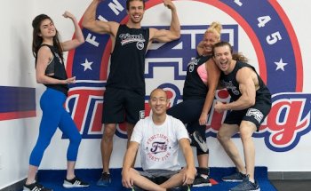 F45 Training Warner Center