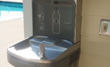 Redfields Community Pool