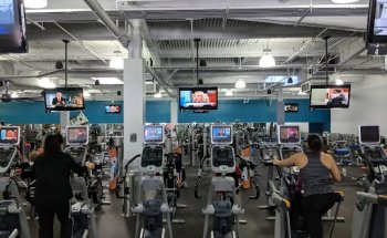 Crunch Fitness - Daly City