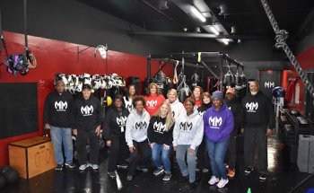 Mitt Master Cardio Boxing