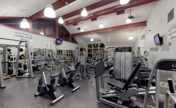 Harbor House Fitness Center