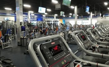 Crunch Fitness - Greenwood Village
