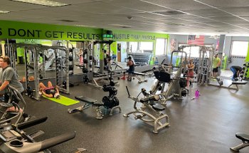 Freebs Fitness & Tanning 24/7