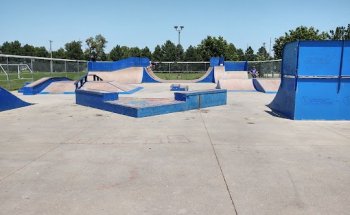 Hutchinson Skateboard Park