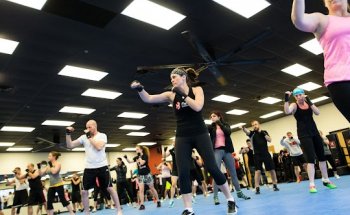 Farrell's eXtreme Bodyshaping - White Bear