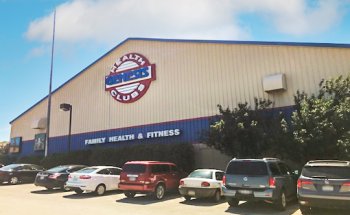 Genesis Health Clubs - Racquet Club