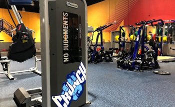 Crunch Fitness - Ridgeland