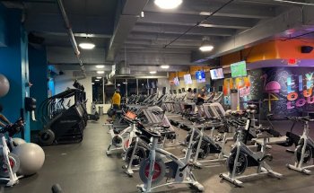 Crunch Fitness - South Beach