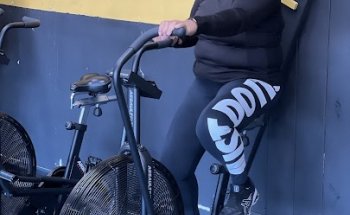 CurinsFitnessWorld LLC