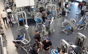 Crunch Fitness - Palmdale