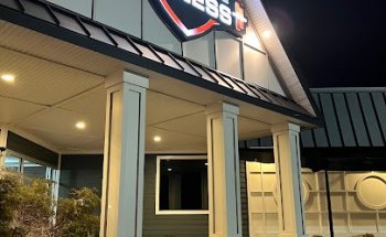 Mr.D's Ultimate Fitness