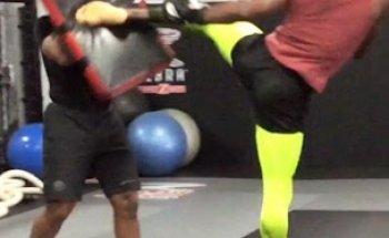 Q6 Fight: Muay Thai, Kickboxing, USA Boxing and Personal Training