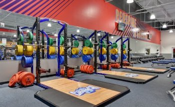 Crunch Fitness - Creedmoor