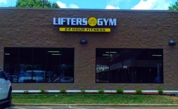 Lifters Gym - Locust