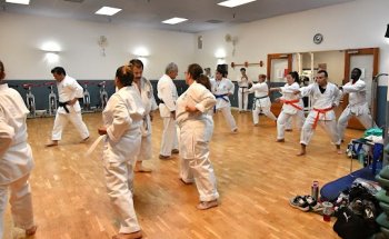 Body Zone Health & Fitness Clb