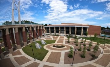 University of Memphis Campus Recreation (R. Brad Martin Student Wellness Center)