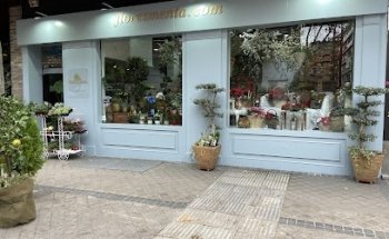 Floristería Menta y Canela. Flores a domicilio en Madrid