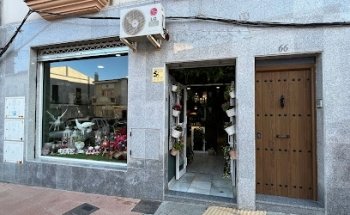 Floristeria La Flor de la Canela - Boutique Floral