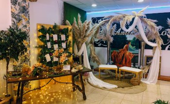 La Antigua Rosa, Floristeria