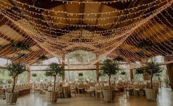 Yabiku Wedding Photographers