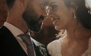 Lorena León Luz ???? Fotógrafa de Bodas
