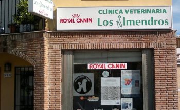Clínica Veterinaria Los Almendros