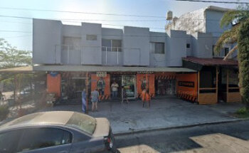 Clínica Veterinaria Jardines Alcalde