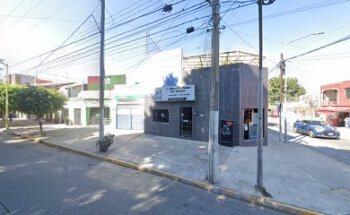 CLÍNICA VETERINARIA DEL BOSQUE