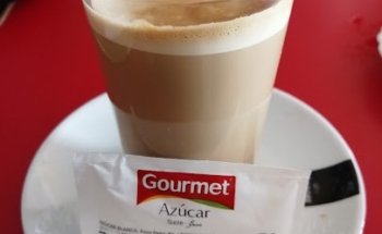 Centro Quirúrgico Veterinario AHC/Centro Veterinario Reyes Magos