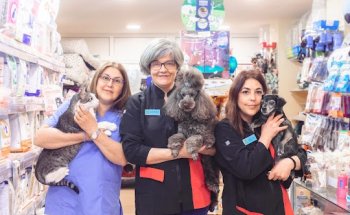 Centre veterinari Badal y botiga Animalons