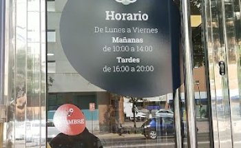 PERRO BUENO Salud & Cuidado Animal. Clínica veterinaria