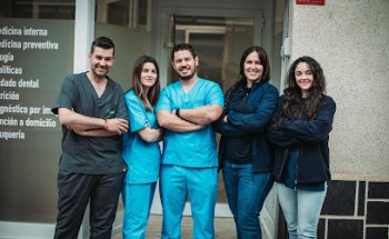 EQUICLINIC VETERINARIOS (ÉQUIDOS & MASCOTAS)