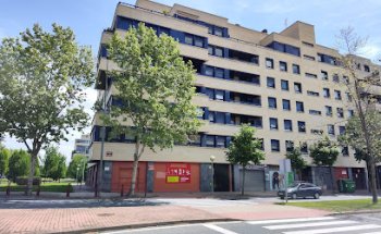 Centro Veterinario Y Peluquería Canina Guindalera