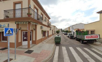 CENTRO VETERINARIO ANA VALDIVIA