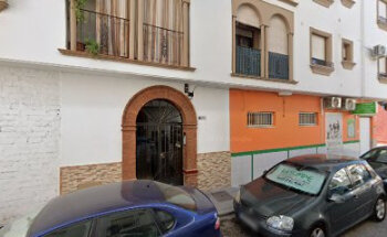 Clínica Veterinaria Virgen de la Cabeza. Urgencias 24 horas.