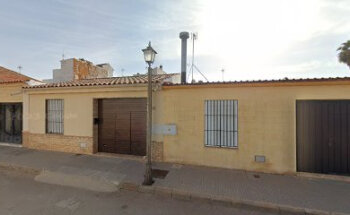 Clínica Veterinaria LA HUELLA