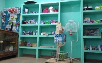 Clínica Veterinaria, Boutique y Escuela Canina 