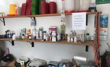 Farmacia y Forrajera Danna