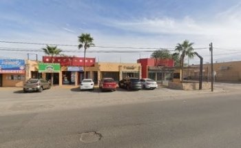 PETS Y PETS CLÍNICA VETERINARIA