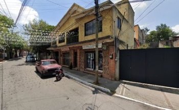 Clinica Veterinaria y Estetica Canina. 