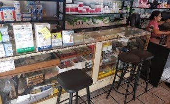 FARMACIA VETERINARIA LA CAPILLA