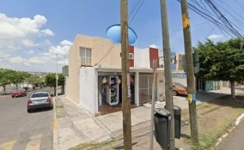 Clínica Veterinaria Colinas del Sur