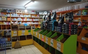 Barn and Veterinary Grain De Oro