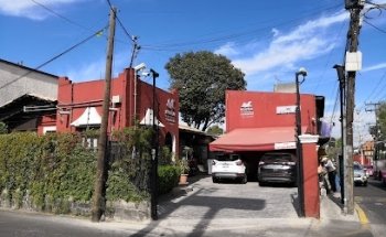 Hospital de Especialidades Veterinarias San Jeronimo