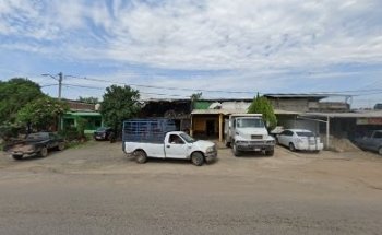 Clinica Veterinaria “Los 3 Potrillos”